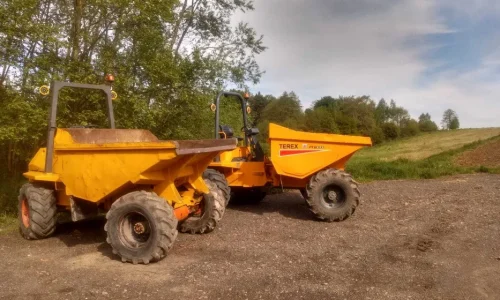 Oferujemy do wynajęcia: Wozidła budowlane Benford, Terex, Barford, Ubijarki płytowe, skoczki kompresory, zwyżki. Serwis maszyn i wozideł budowlanych